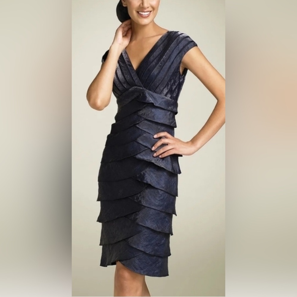 Adriianna Papell Tiered Metalllic
Blue Midi Cocktail Dress Empire Waist